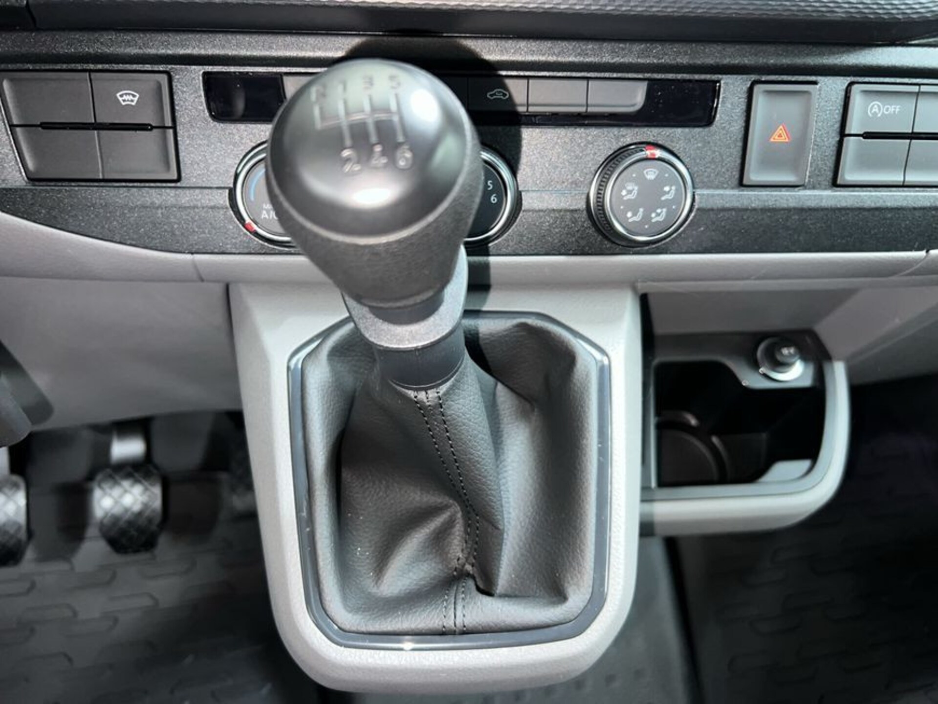 Volkswagen T6.1 Transporter Kasten kurzer Radstand