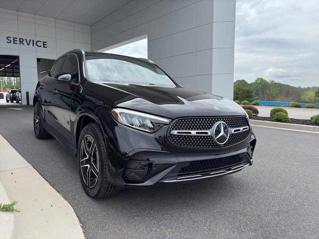 2025 Mercedes-Benz GLC 300