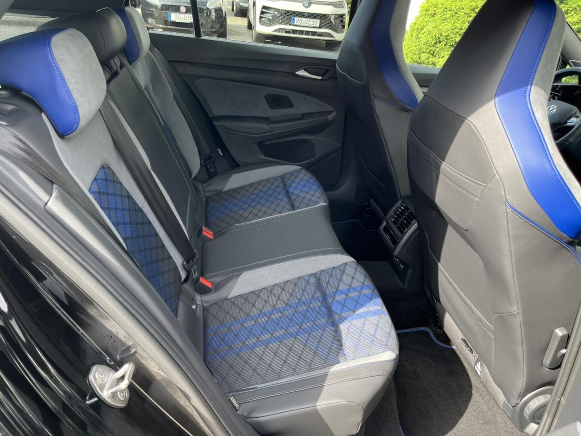 Volkswagen Golf R