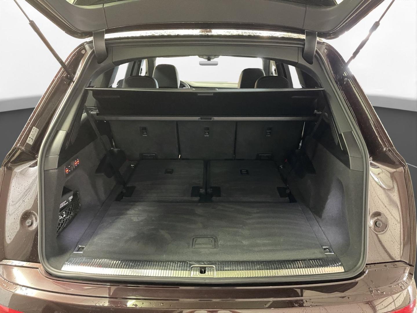 Image about Audi Q7 50 TDI quattro tiptronic