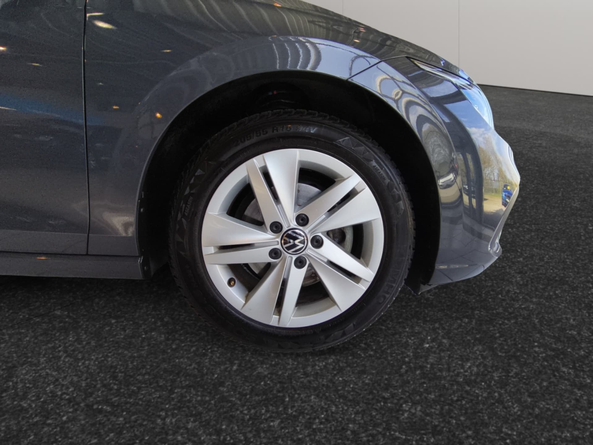 Volkswagen Golf Life