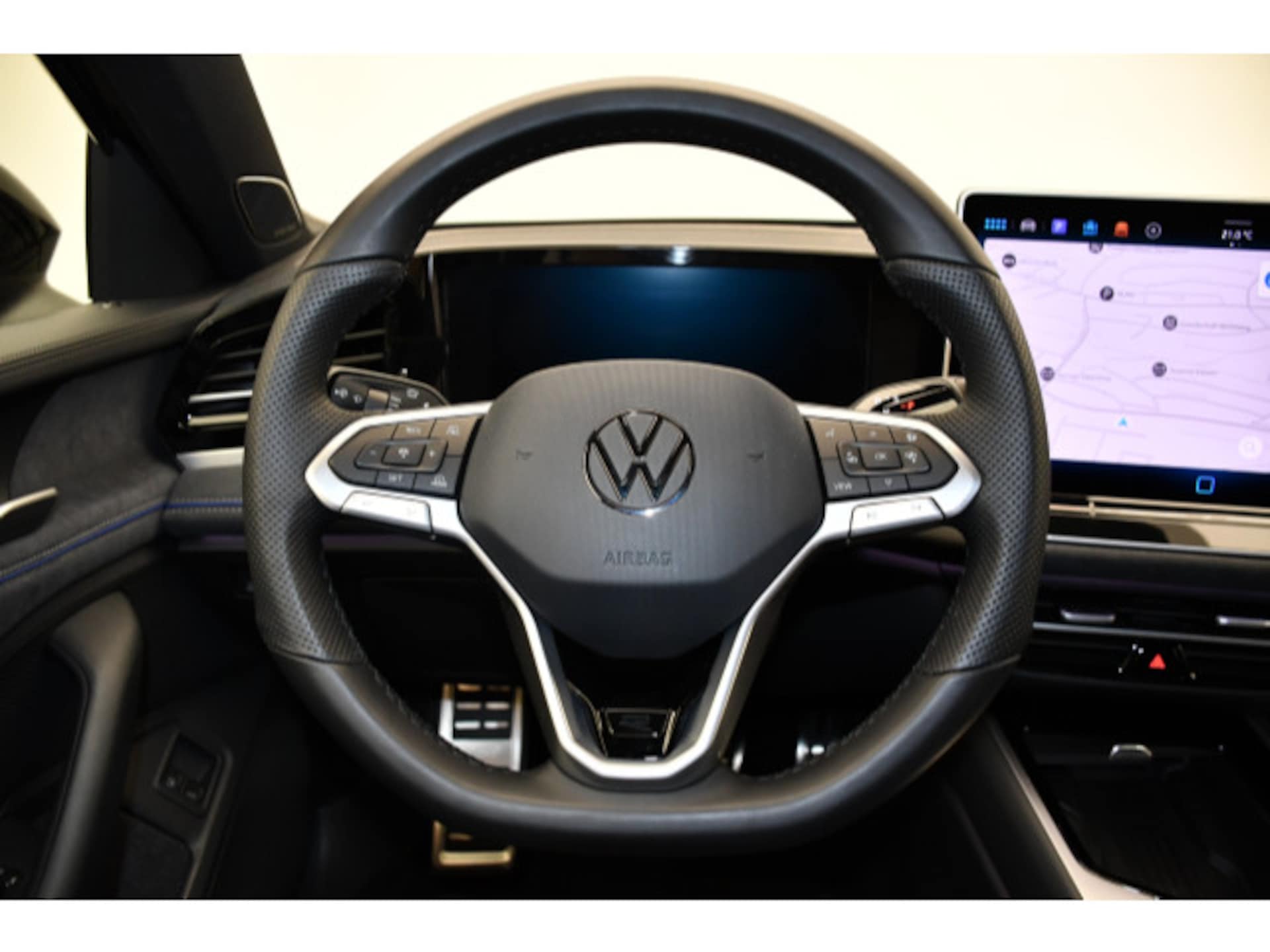 Volkswagen Passat R-Line
