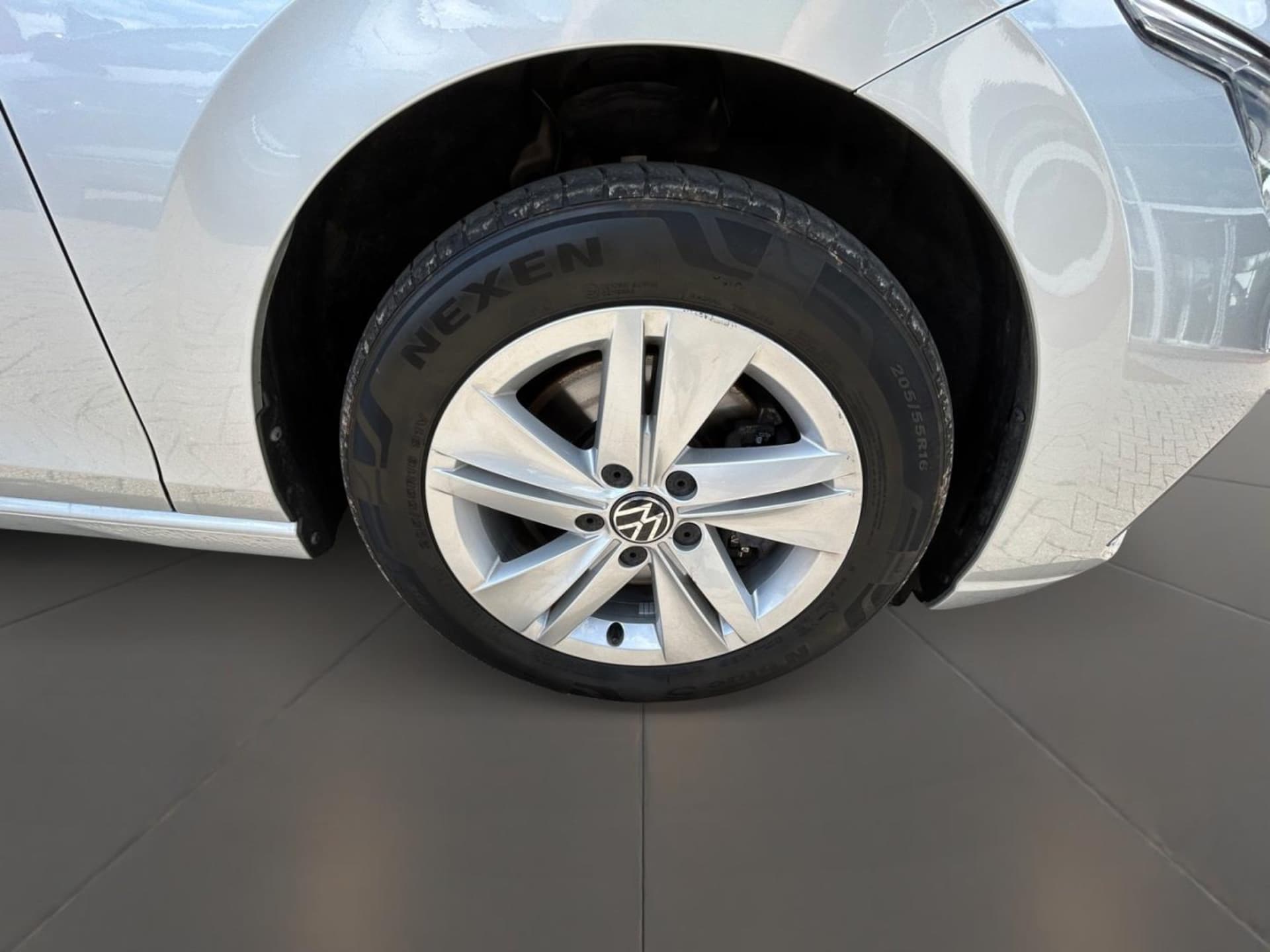 Volkswagen Golf Variant Life
