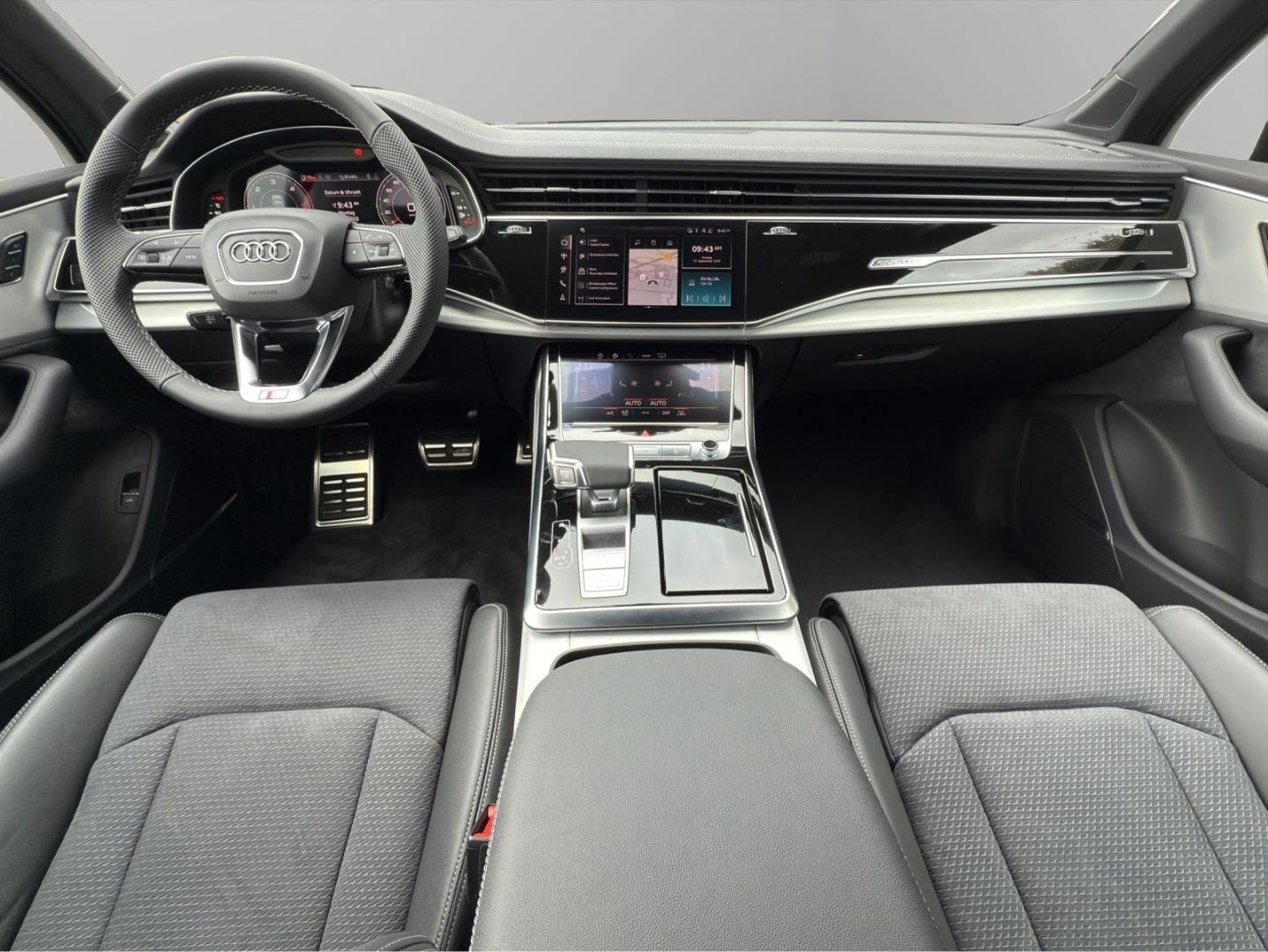 Bild über Audi Q7 SUV TDI quattro 210 kW tiptronic - für weitere Informationen kontaktieren Sie den Audi Partner