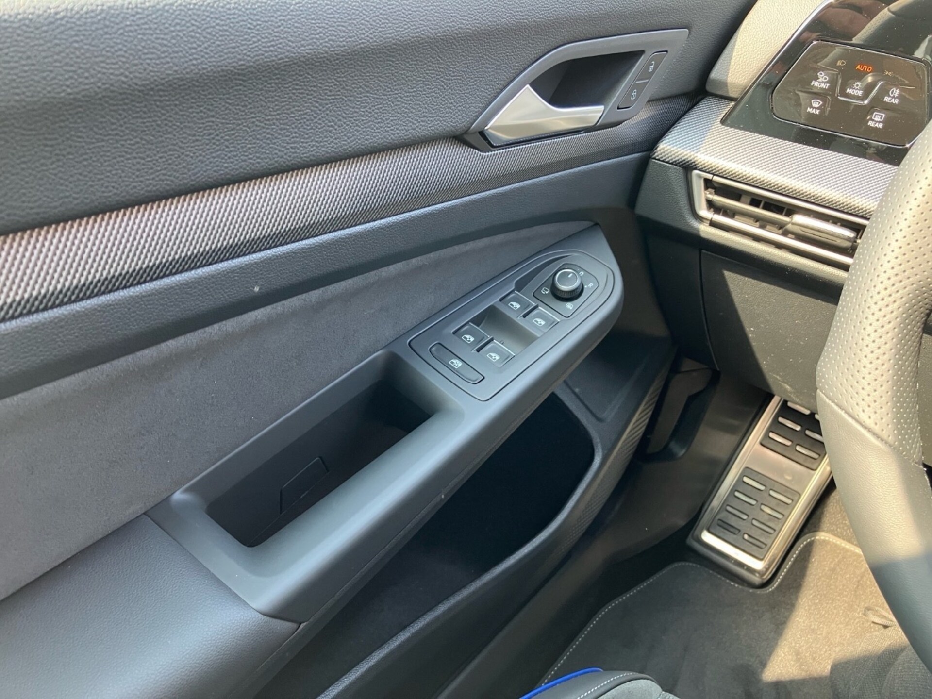 Volkswagen Golf Variant R-Line