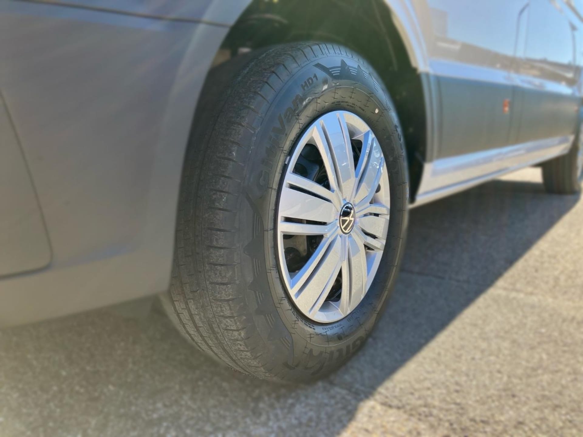 Volkswagen Crafter Kasten mittlerer Radstand