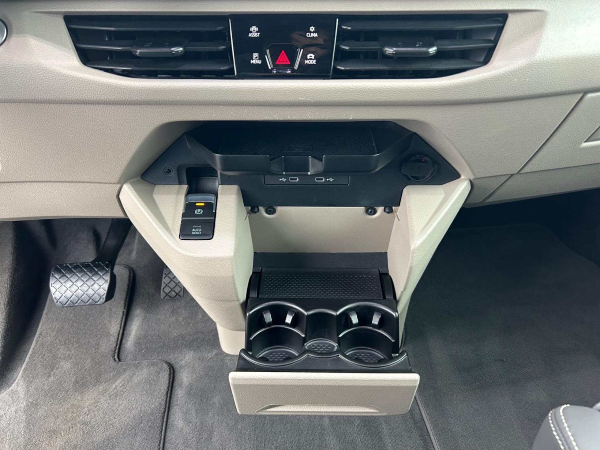 Volkswagen California Beach
