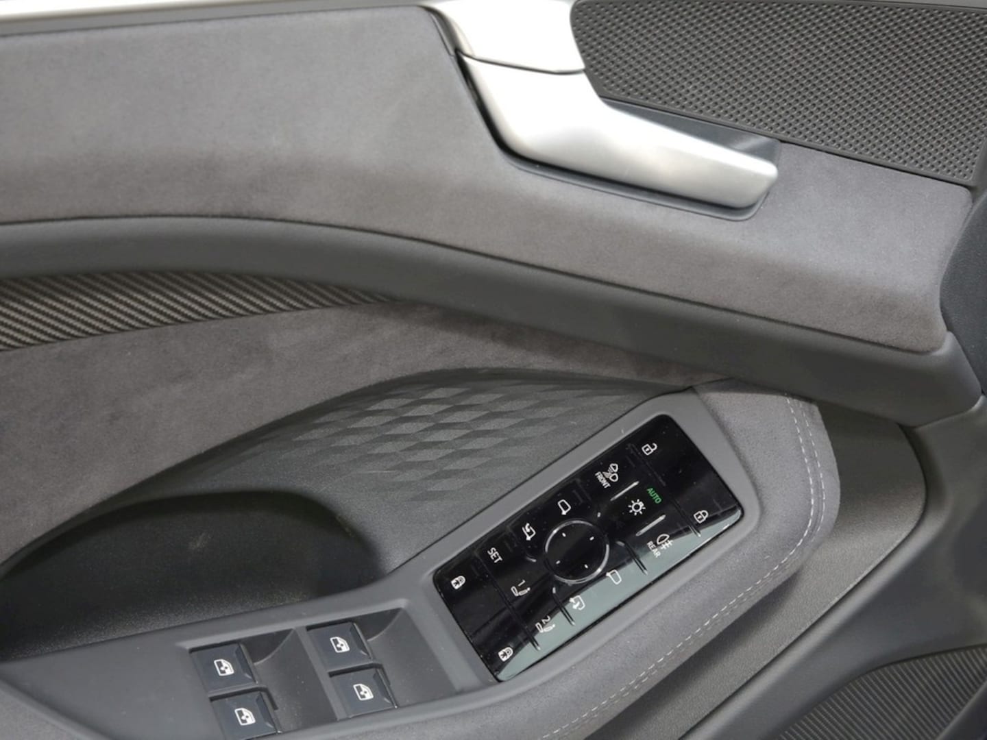 Bild über Audi A6 Avant edition one TDI quattro 150 kW S tronic - für weitere Informationen kontaktieren Sie den Audi Partner