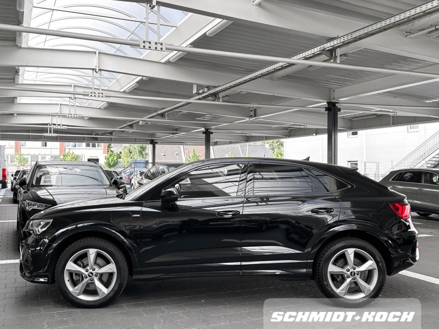 Image about Audi Q3 Sportback TFSI e 45 TFSI e S tronic