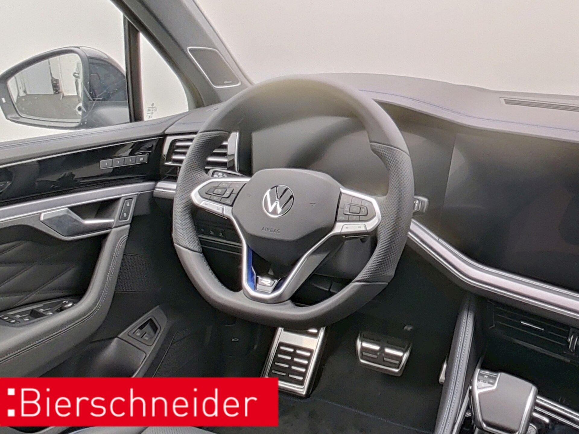 Volkswagen Touareg R