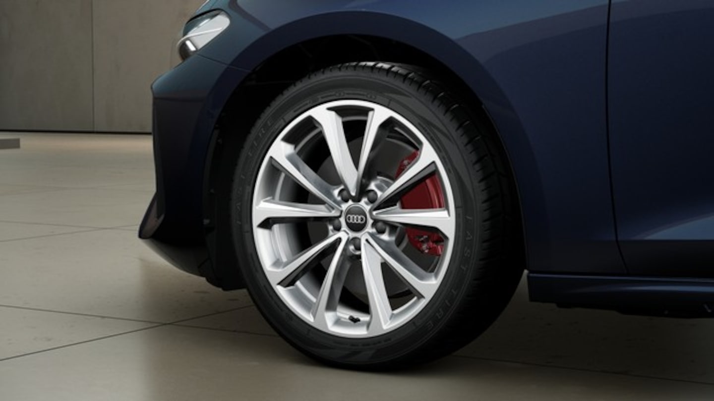 Bild über Audi A5 Avant TDI 150 kW S tronic - für weitere Informationen kontaktieren Sie den Audi Partner