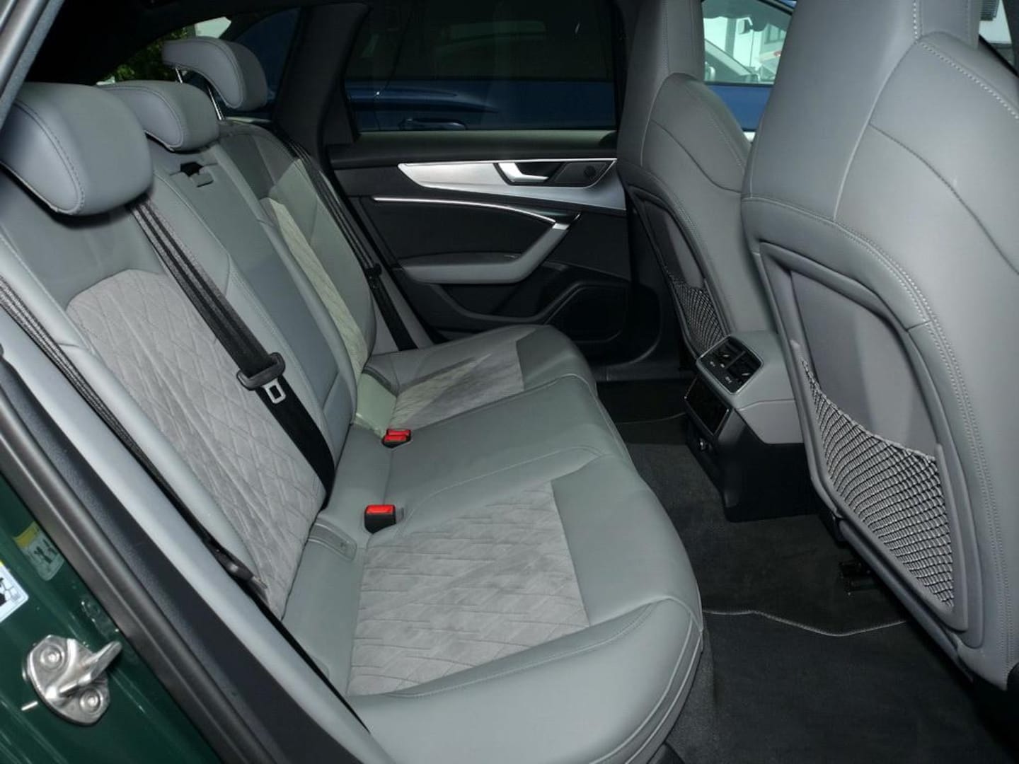 Bild über Audi S6 Avant TDI quattro tiptronic - für weitere Informationen kontaktieren Sie den Audi Partner