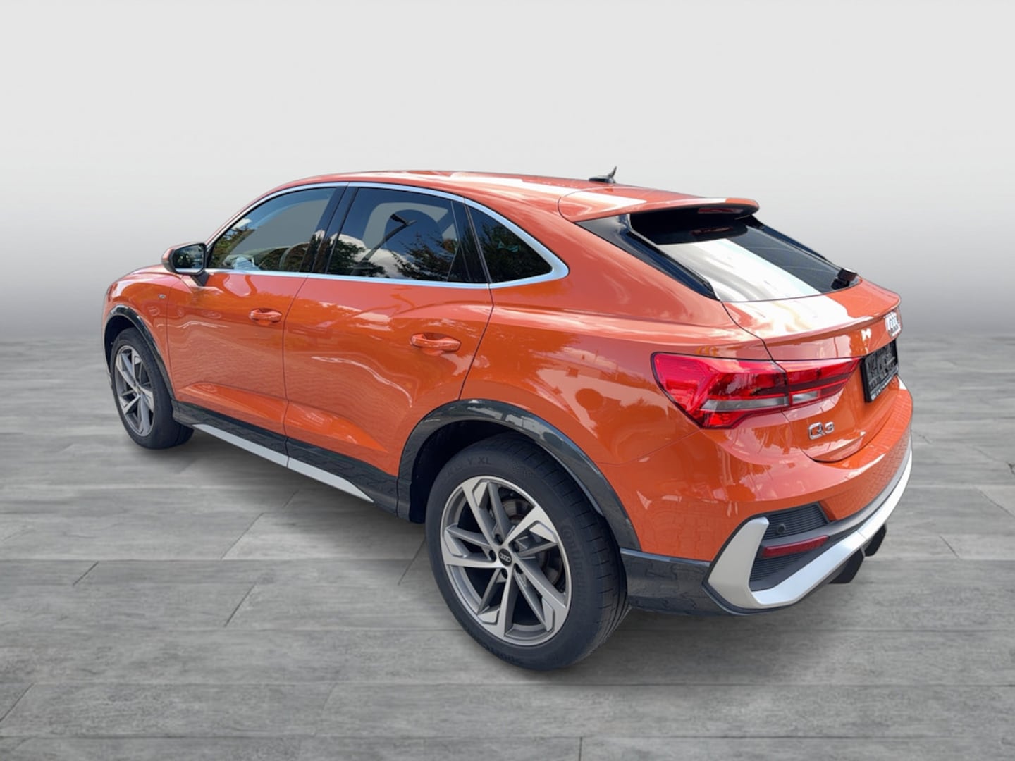 Bild über Audi Q3 Sportback S line 35 TFSI S tronic - für weitere Informationen kontaktieren Sie den Audi Partner
