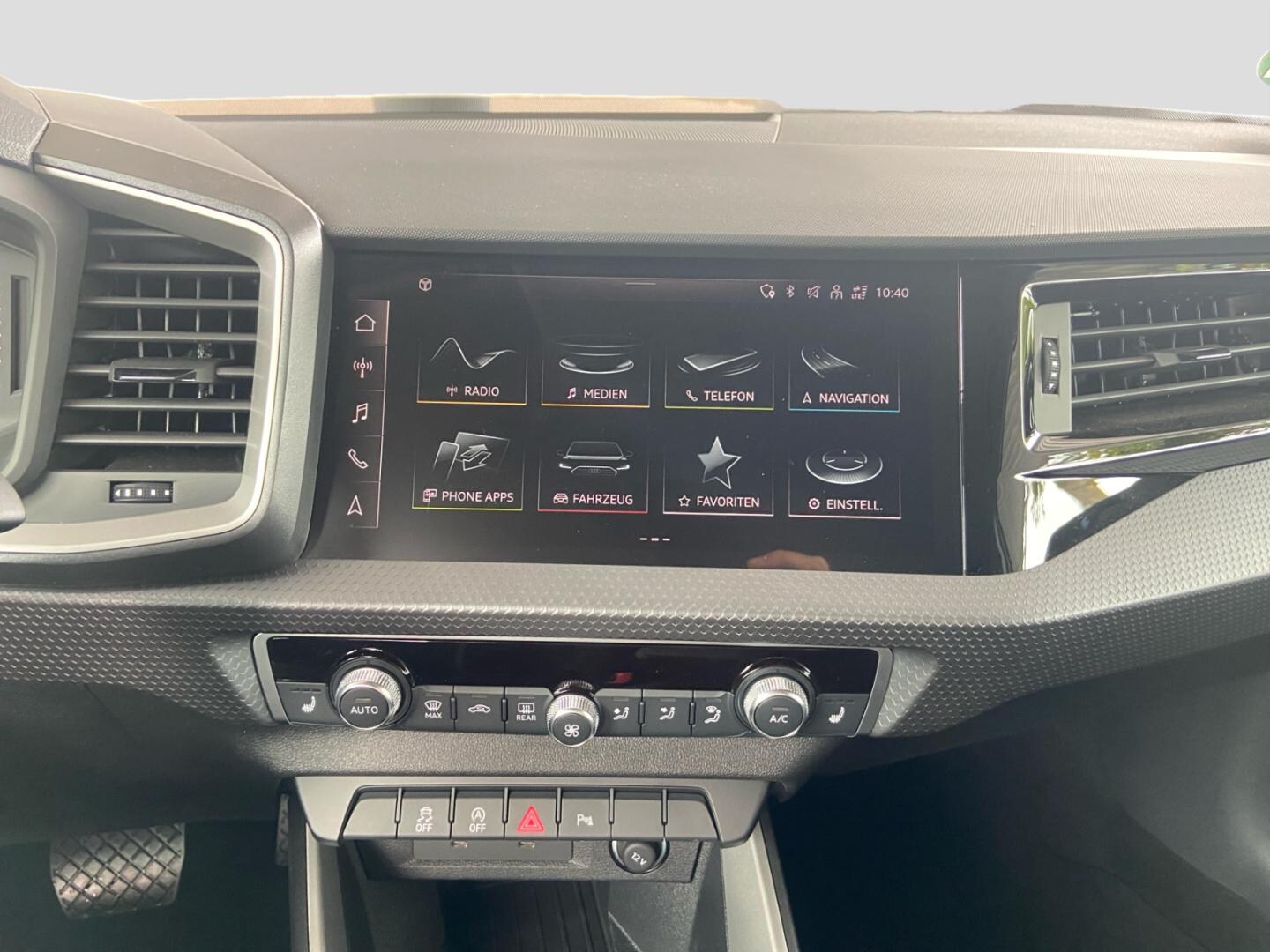 Bild über Audi A1 allstreet 30 TFSI S tronic - für weitere Informationen kontaktieren Sie den Audi Partner
