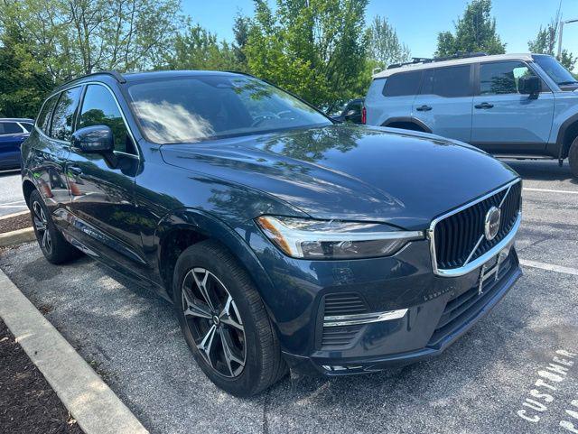 2022 Volvo XC60 B5 Momentum AWD's photo