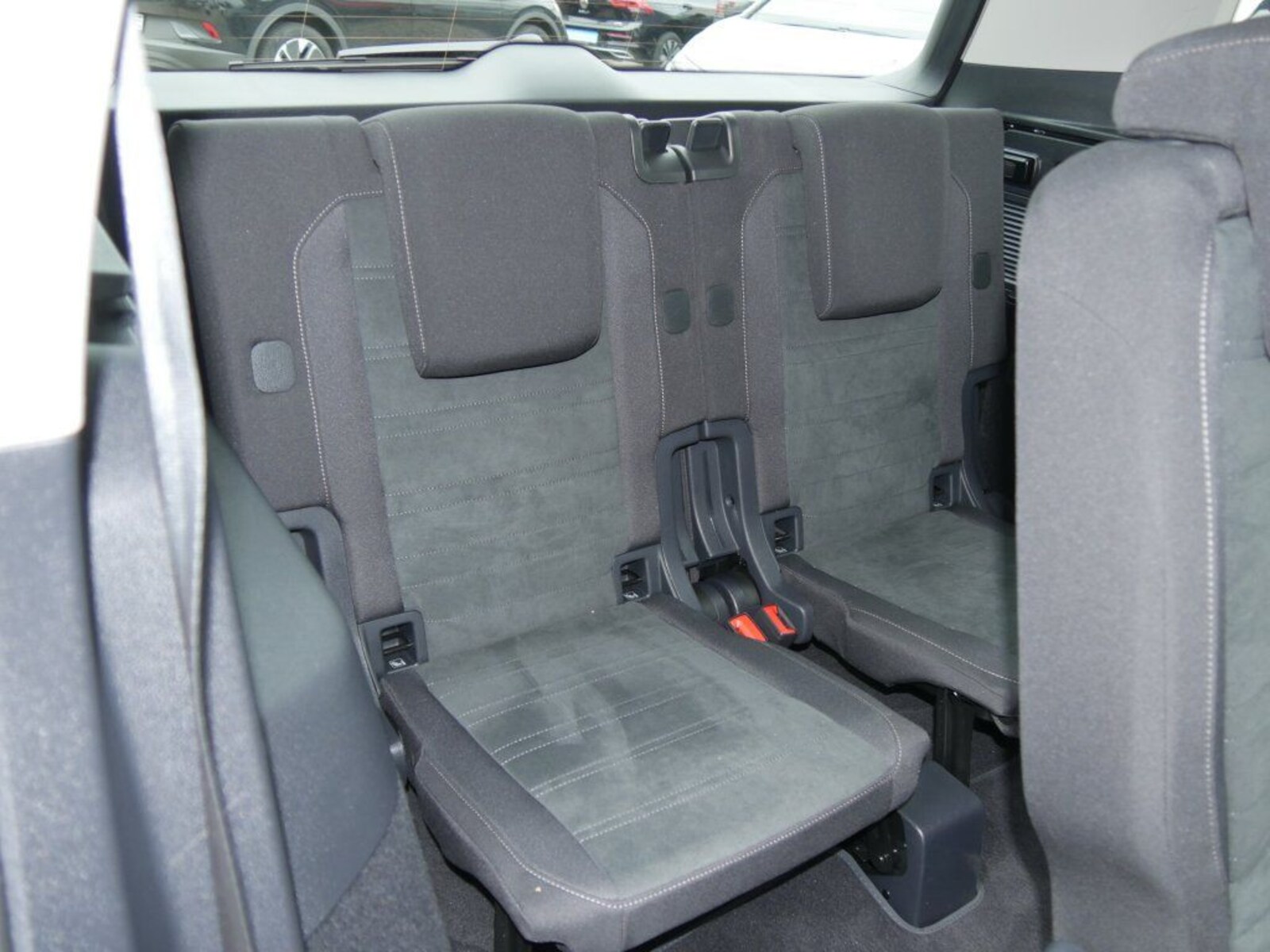 Volkswagen Touran – Bild 10