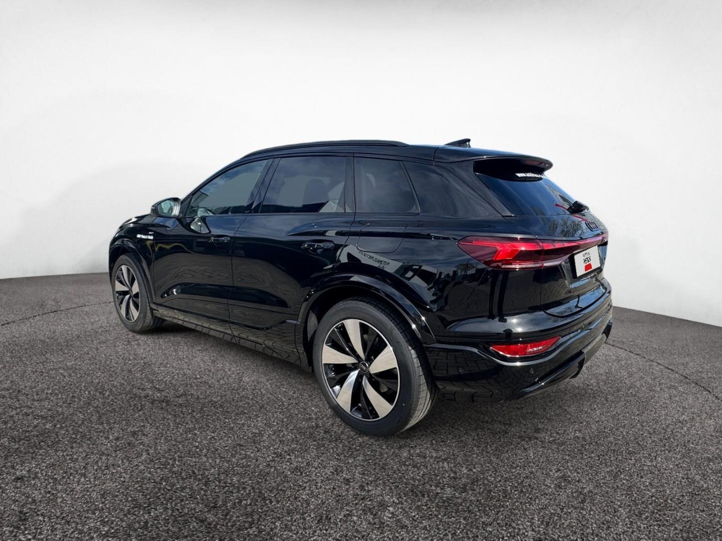 Bild über Audi Q6 SUV e-tron e-tron performance - für weitere Informationen kontaktieren Sie den Audi Partner
