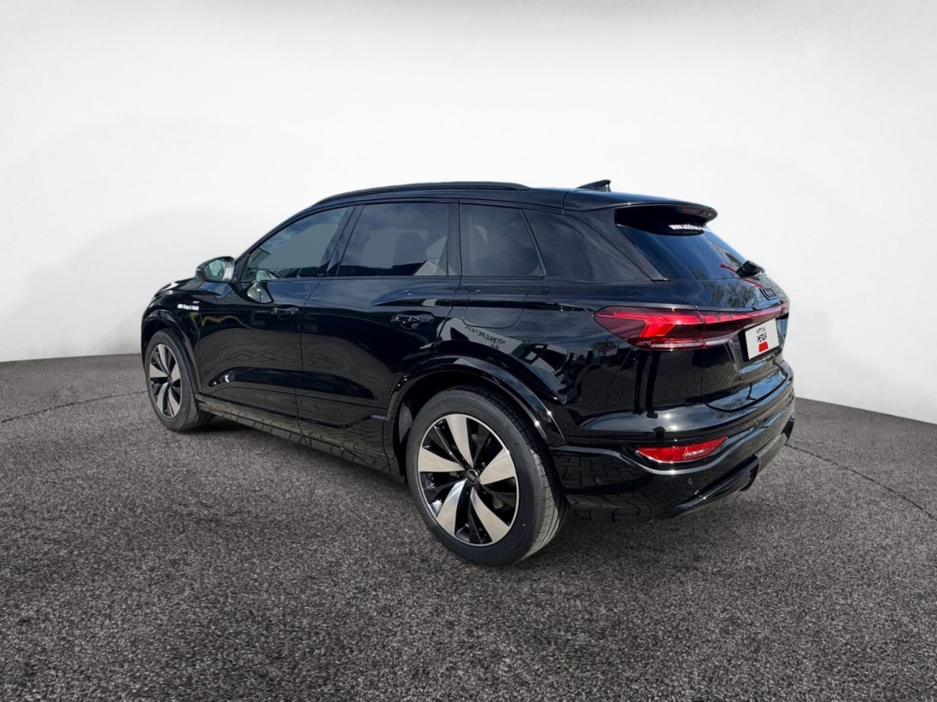 Audi Q6 SUV e-tron