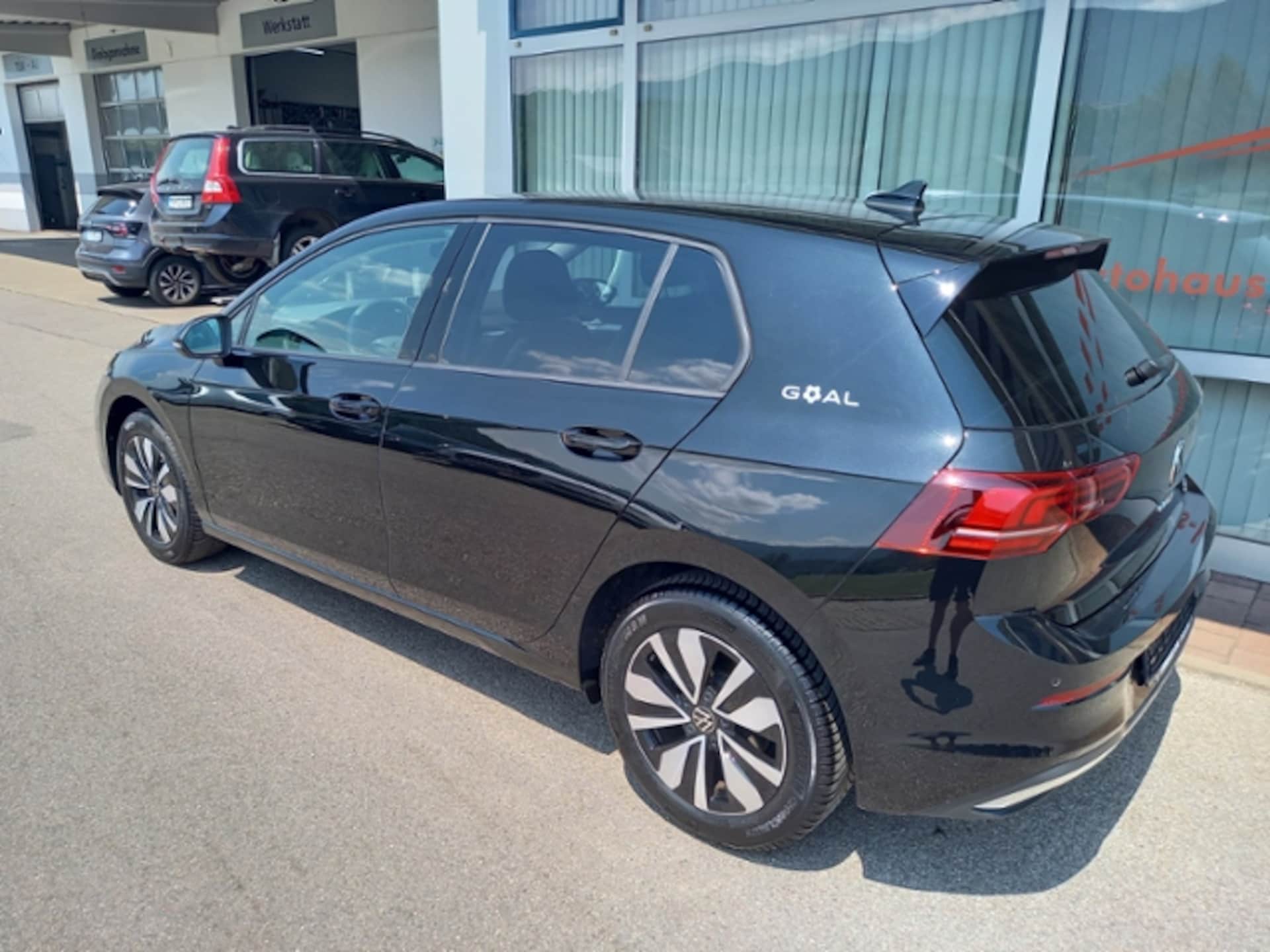 Volkswagen Golf Life