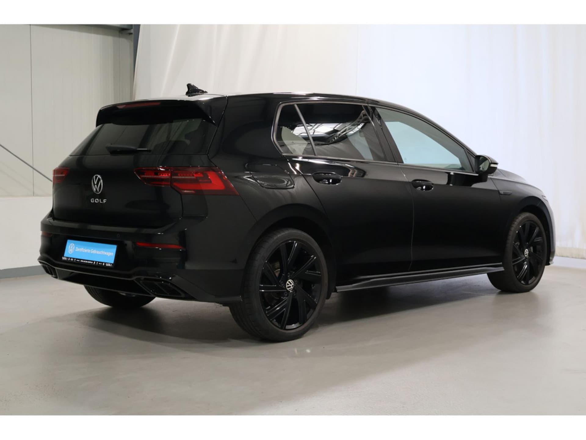 Volkswagen Golf R-Line