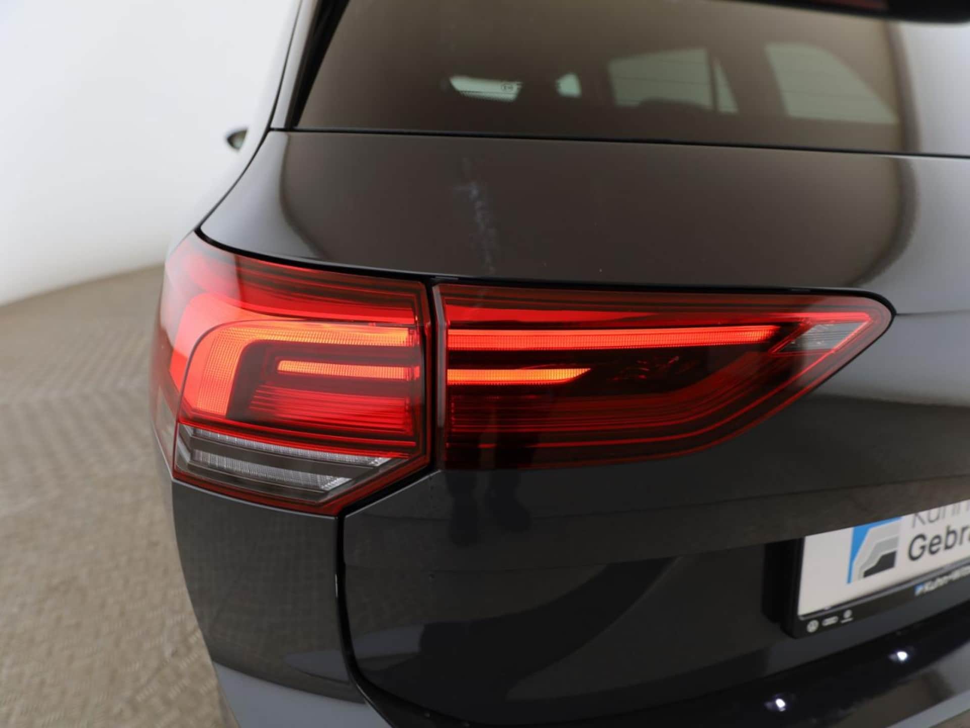 Volkswagen Golf Variant Life