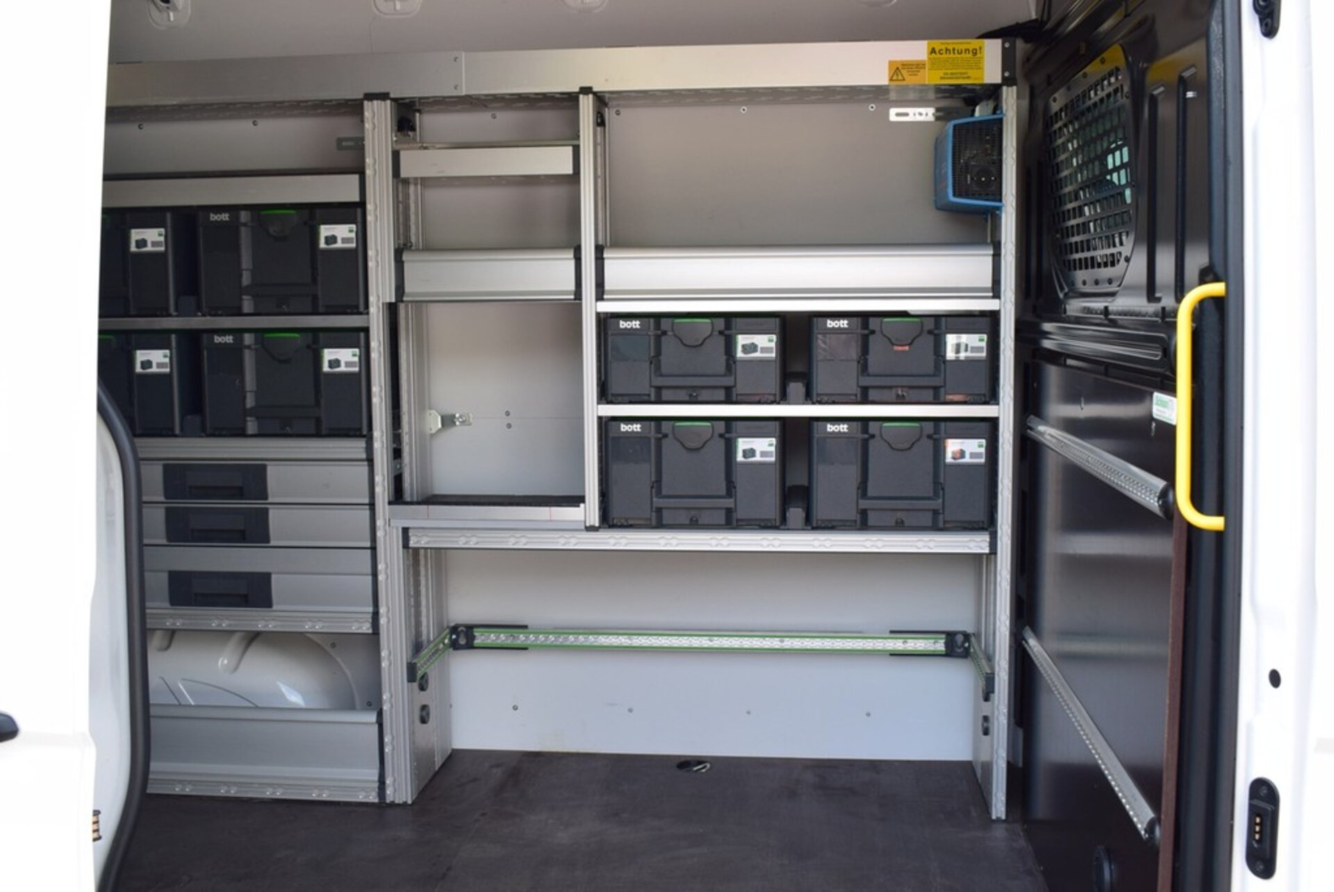 Volkswagen Crafter Kasten mittlerer Radstand