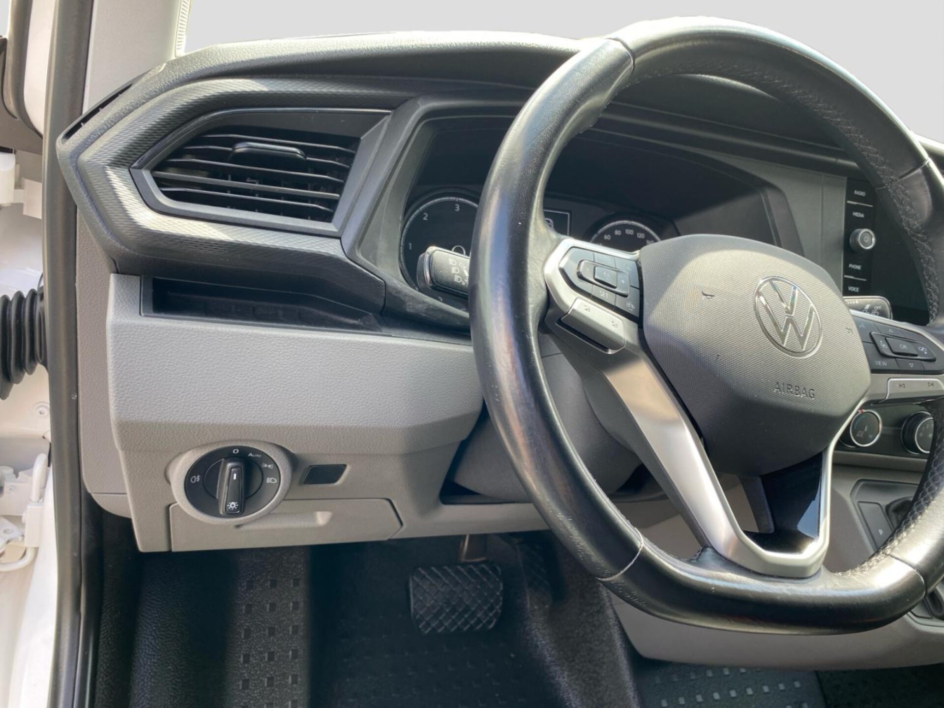 Volkswagen T6.1 Transporter Kasten kurzer Radstand