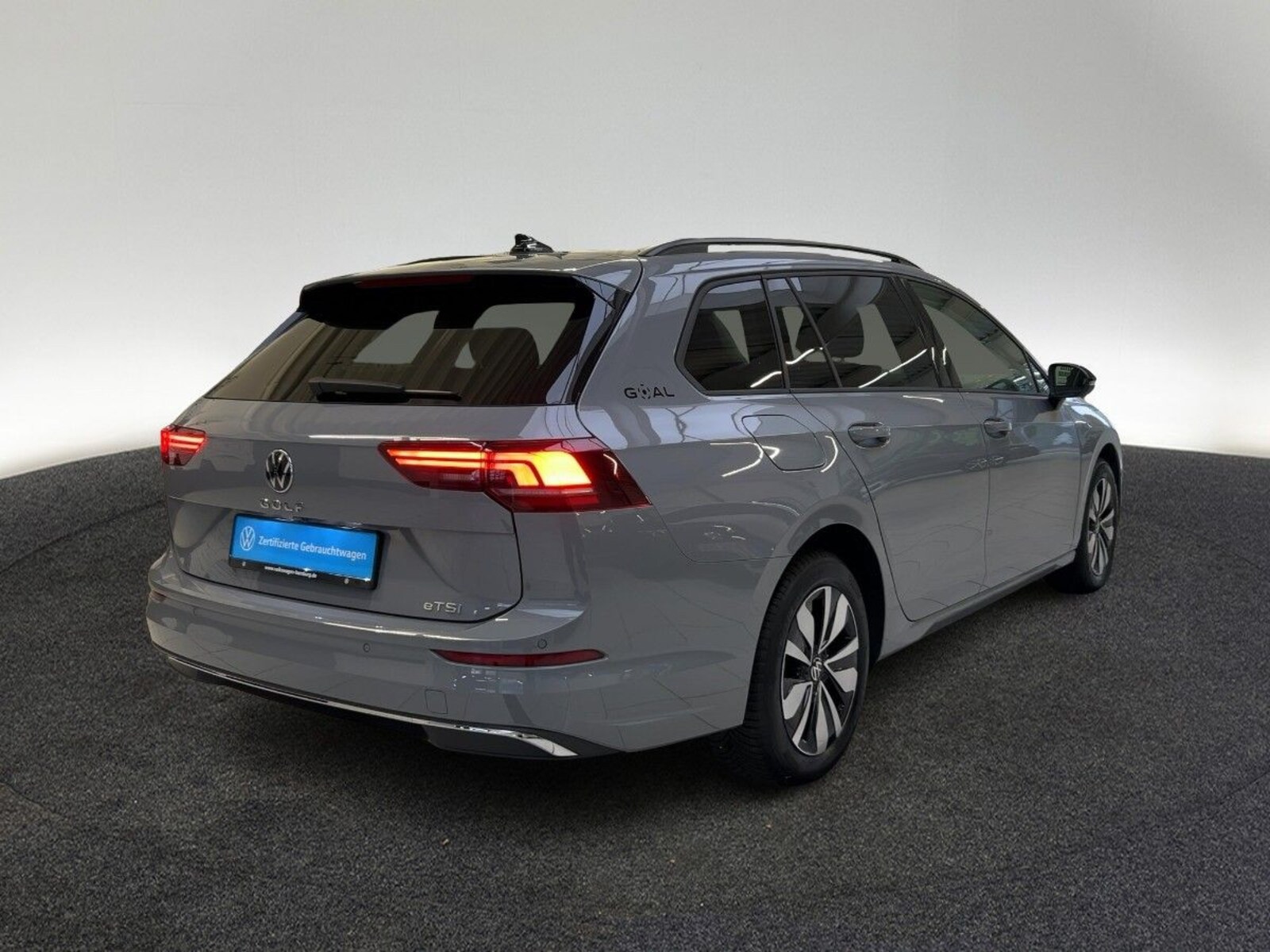 Volkswagen Golf Variant – Bild 4