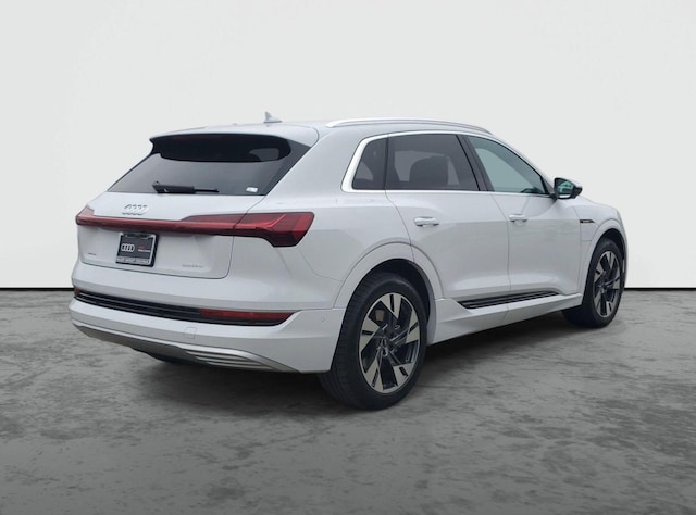 2023 Audi e-tron