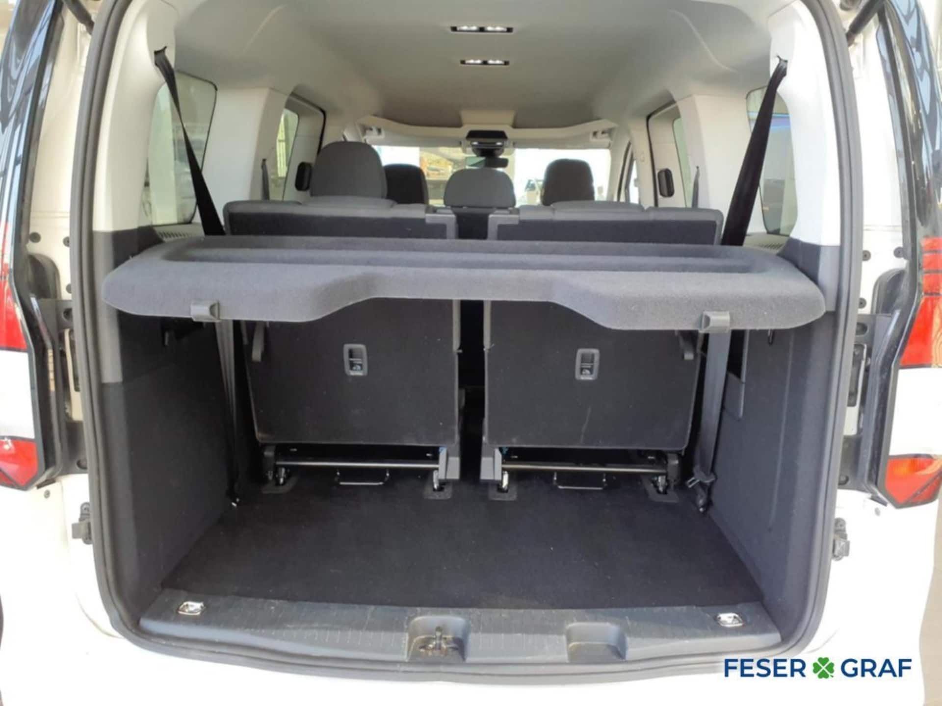 Volkswagen Caddy Maxi Basis-Modell
