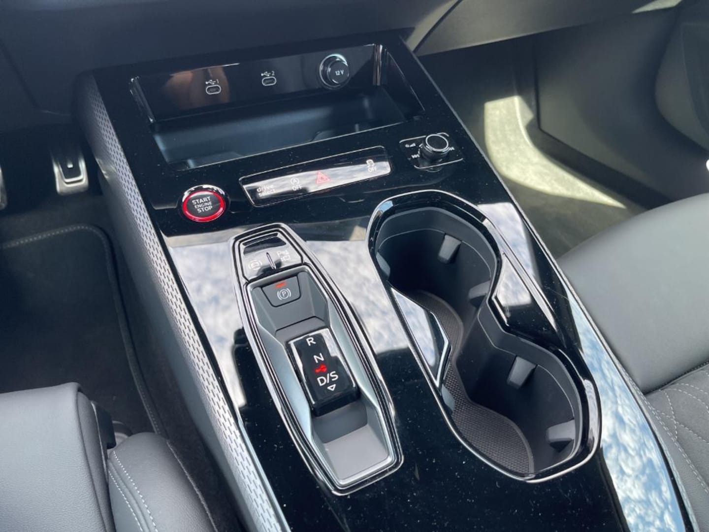 Bild über Audi A5 Avant TFSI S tronic - für weitere Informationen kontaktieren Sie den Audi Partner