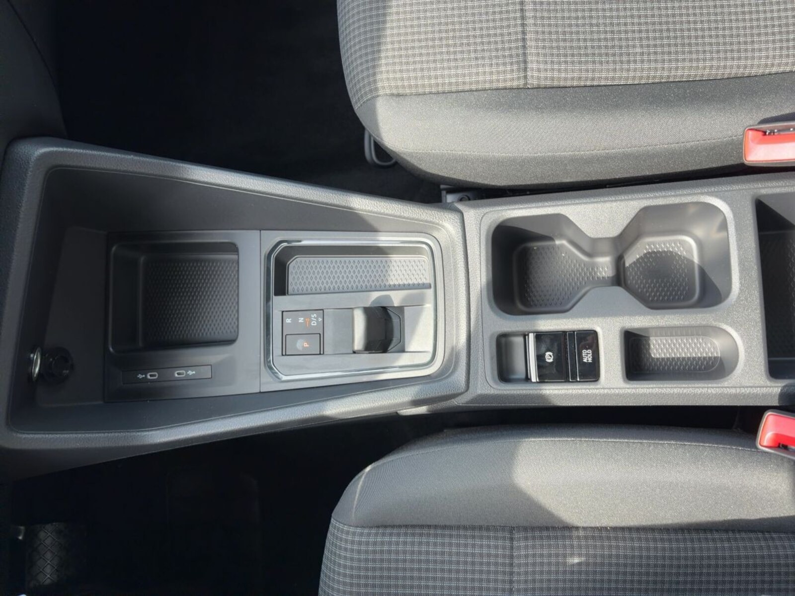 Volkswagen Caddy Maxi Cargo – Bild 12