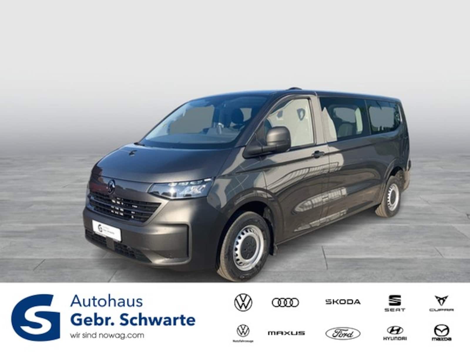 Volkswagen Transporter Kombi langer Radstand