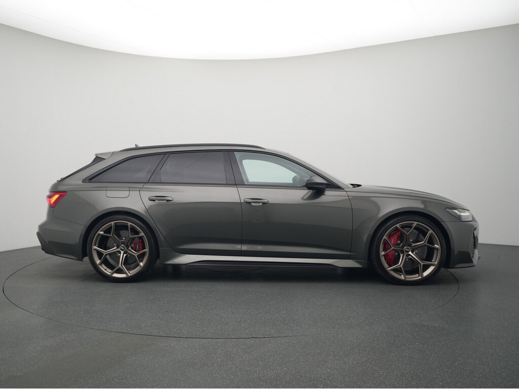 Image about Audi RS 6 Avant performance quattro tiptronic