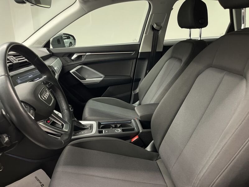 Immagine di Audi Q3 Business Advanced 35 TDI 110 kW (150 PS) S tronic - Vista: for more details contact your dealer