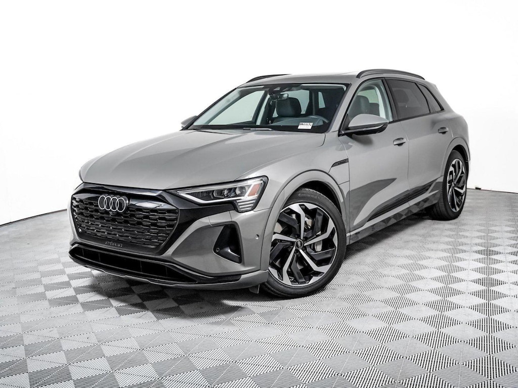 2024 Audi Q8 e-tron