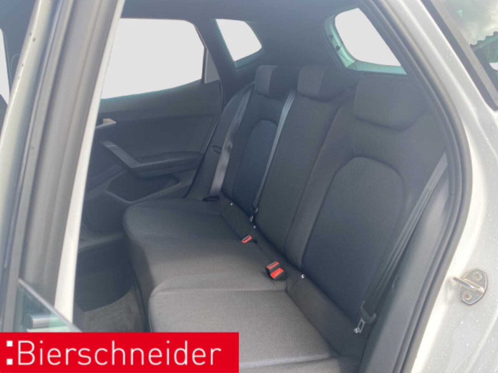 SEAT Arona – Bild 12