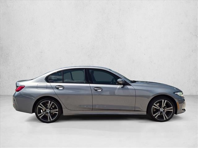 2023 BMW 330i
