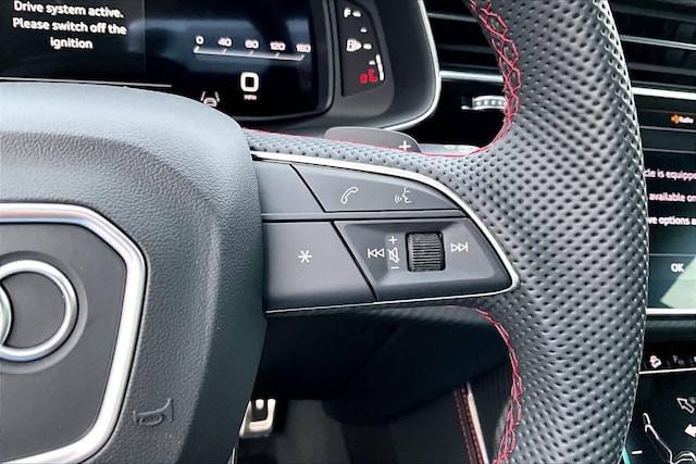 2026 Audi SQ8 Prestige - Photo 24