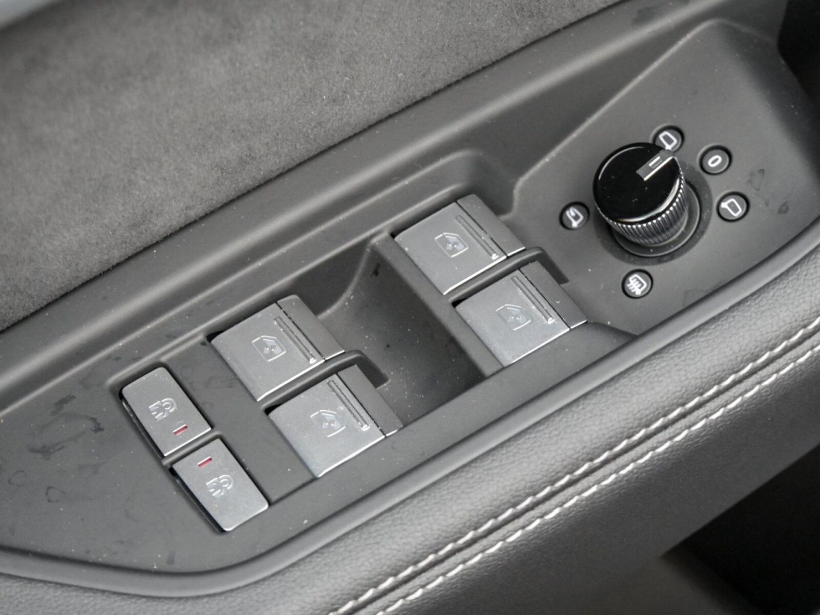 Audi Q8 e-tron – Bild 14