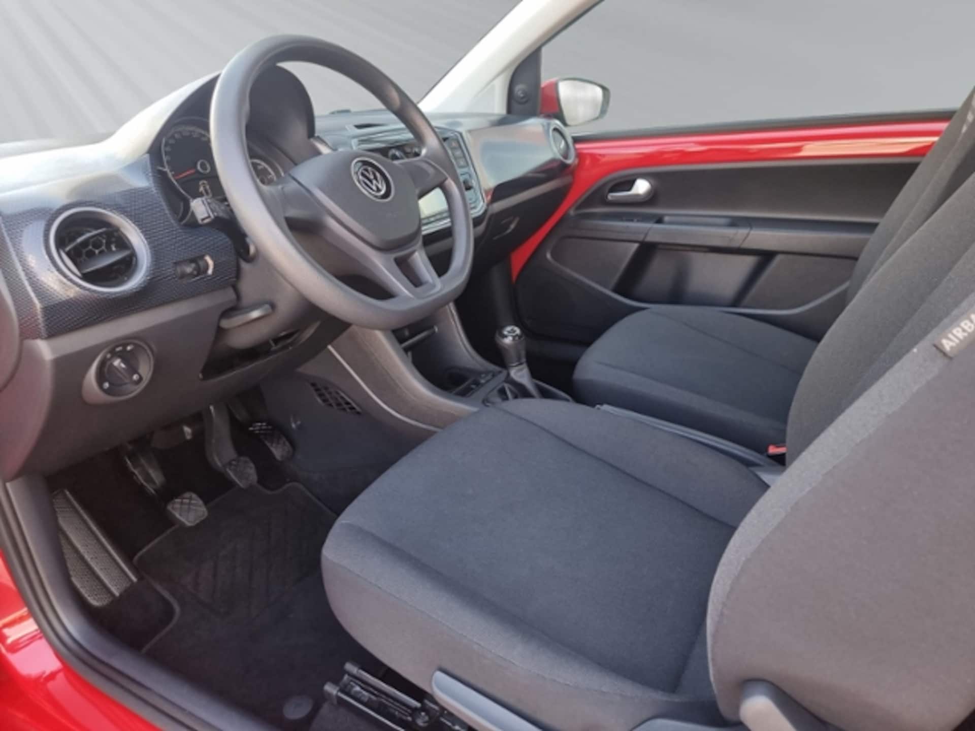 Volkswagen up!