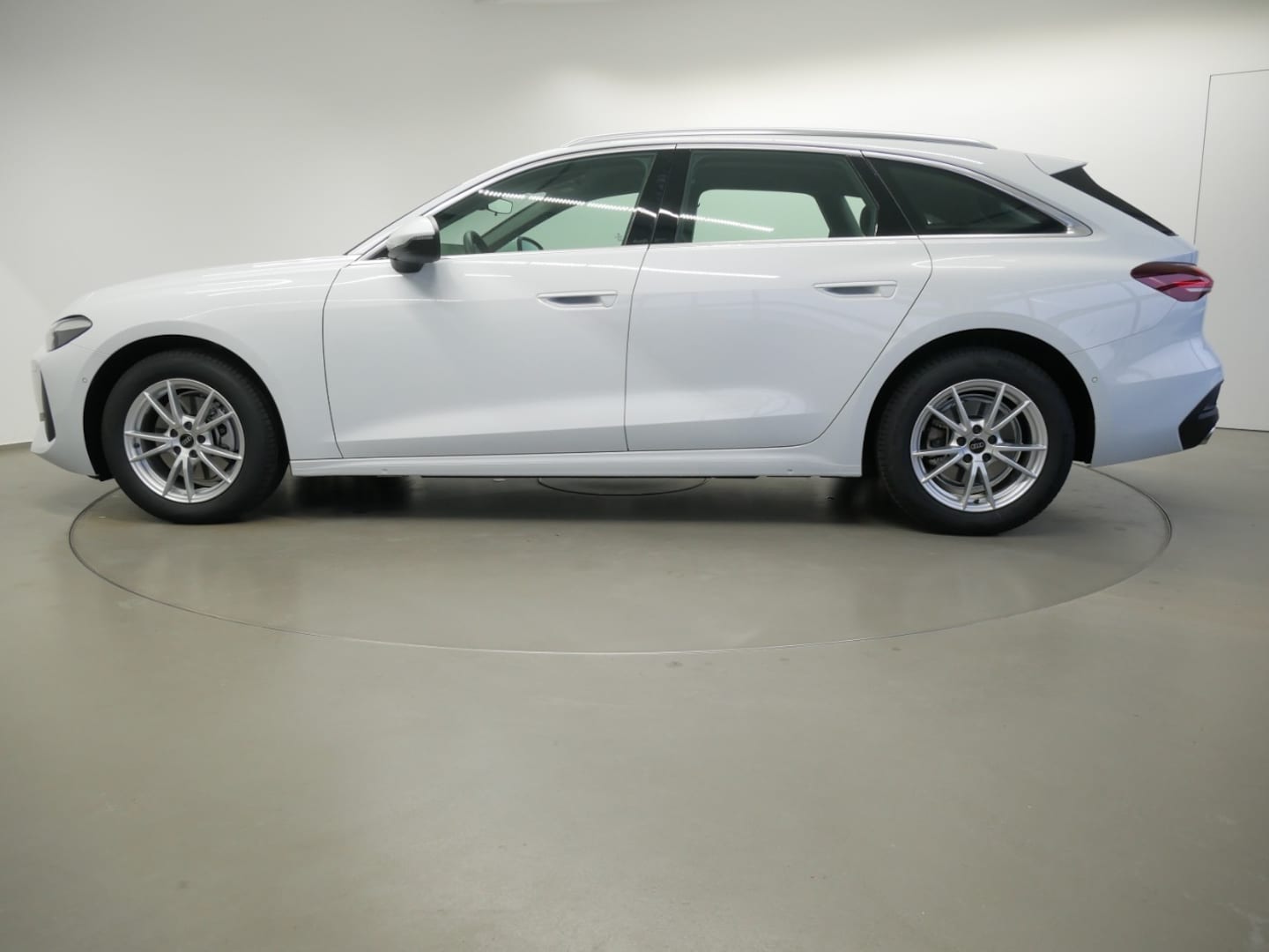 Bild über Audi A5 Avant TFSI S tronic - für weitere Informationen kontaktieren Sie den Audi Partner