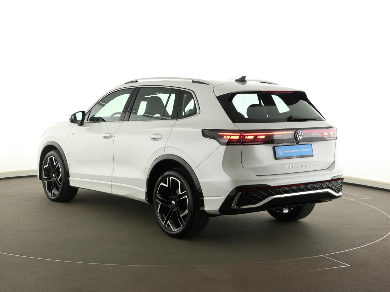 Volkswagen Tiguan – Bild 9