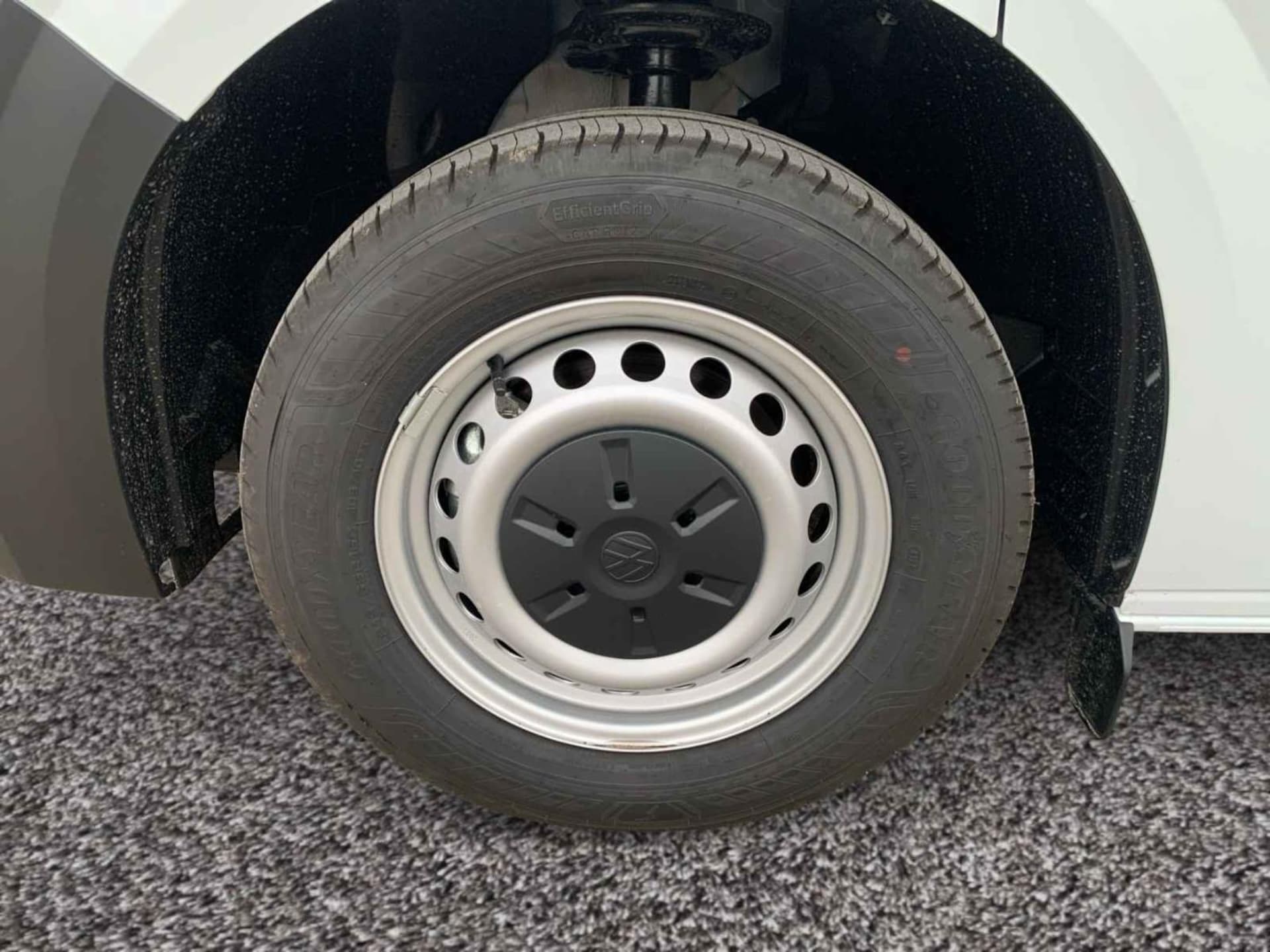 Volkswagen Transporter Kasten langer Radstand
