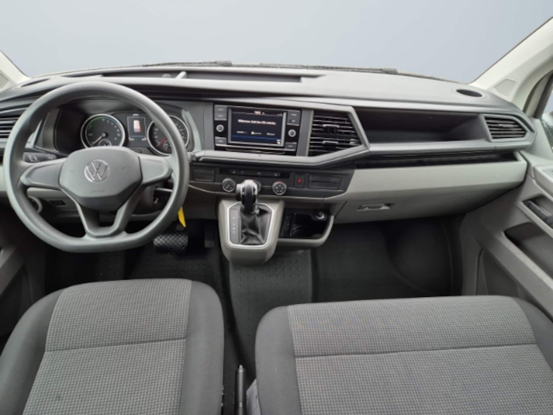 Volkswagen T6.1 Transporter Kasten langer Radstand