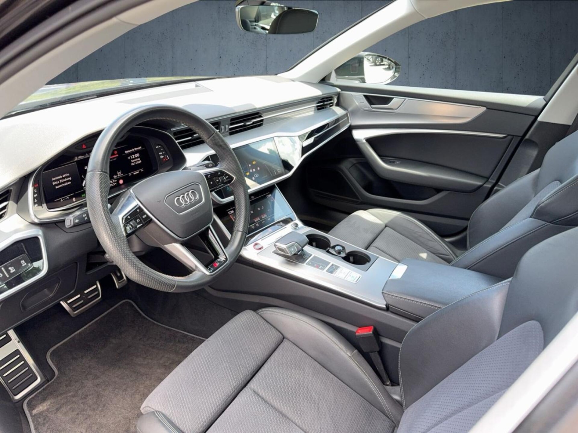 Audi S6 Avant