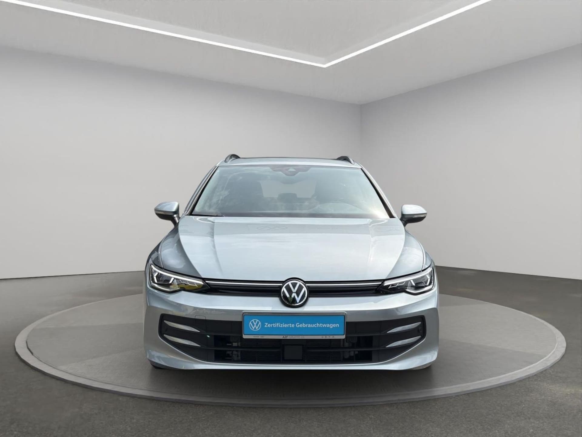 Volkswagen Golf Variant Life