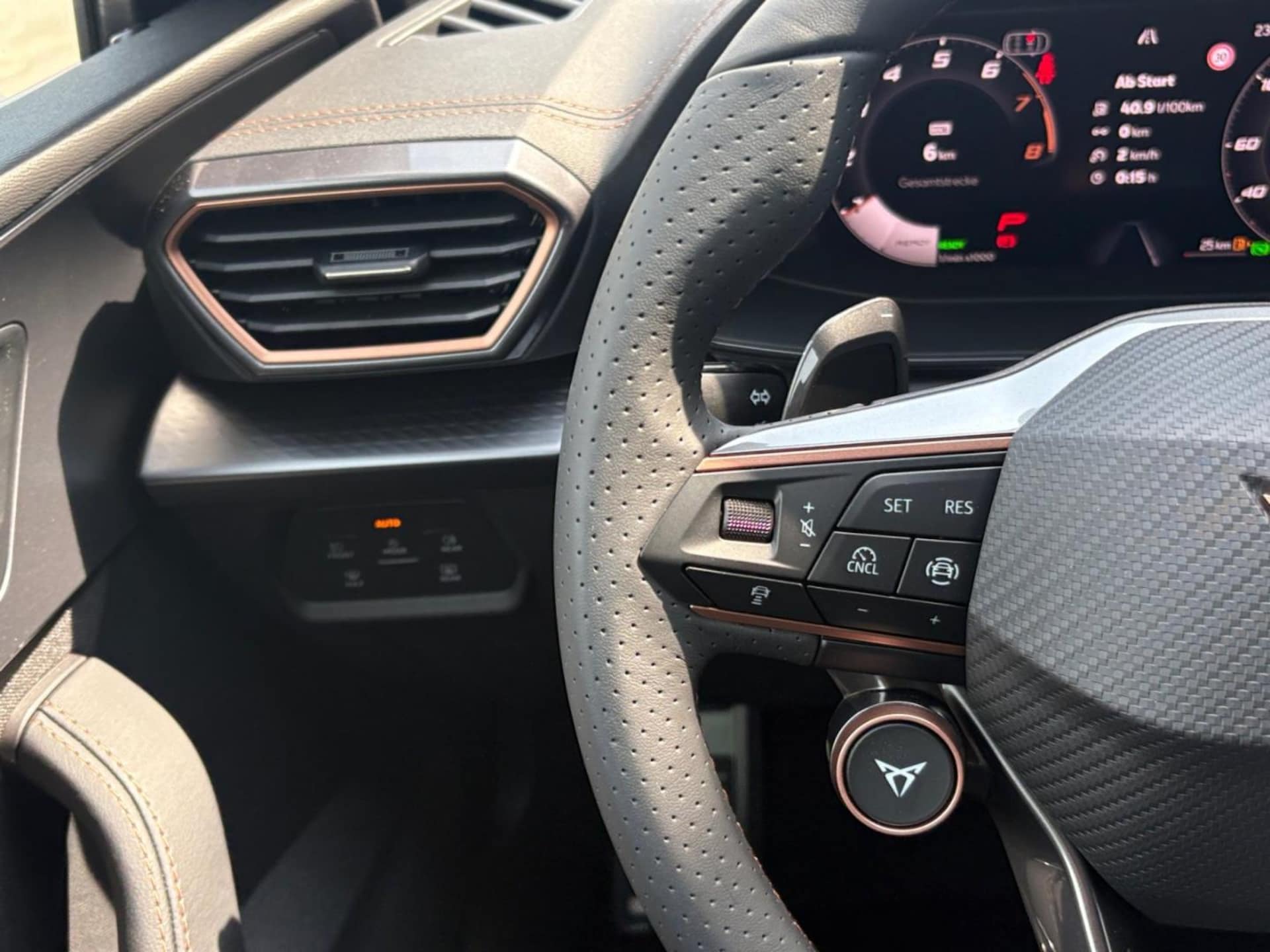 CUPRA Leon
