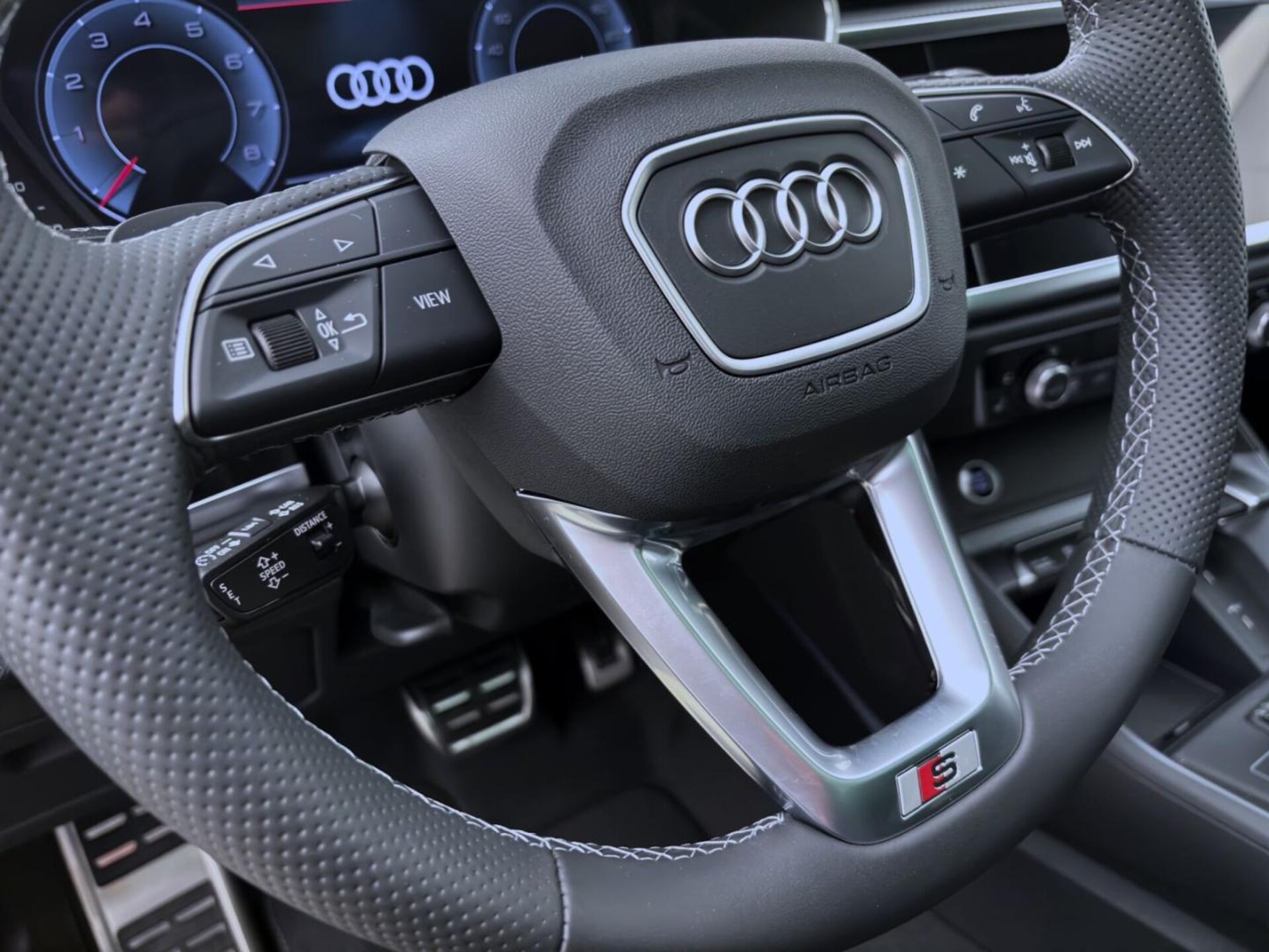 Audi Q3 SUV S line