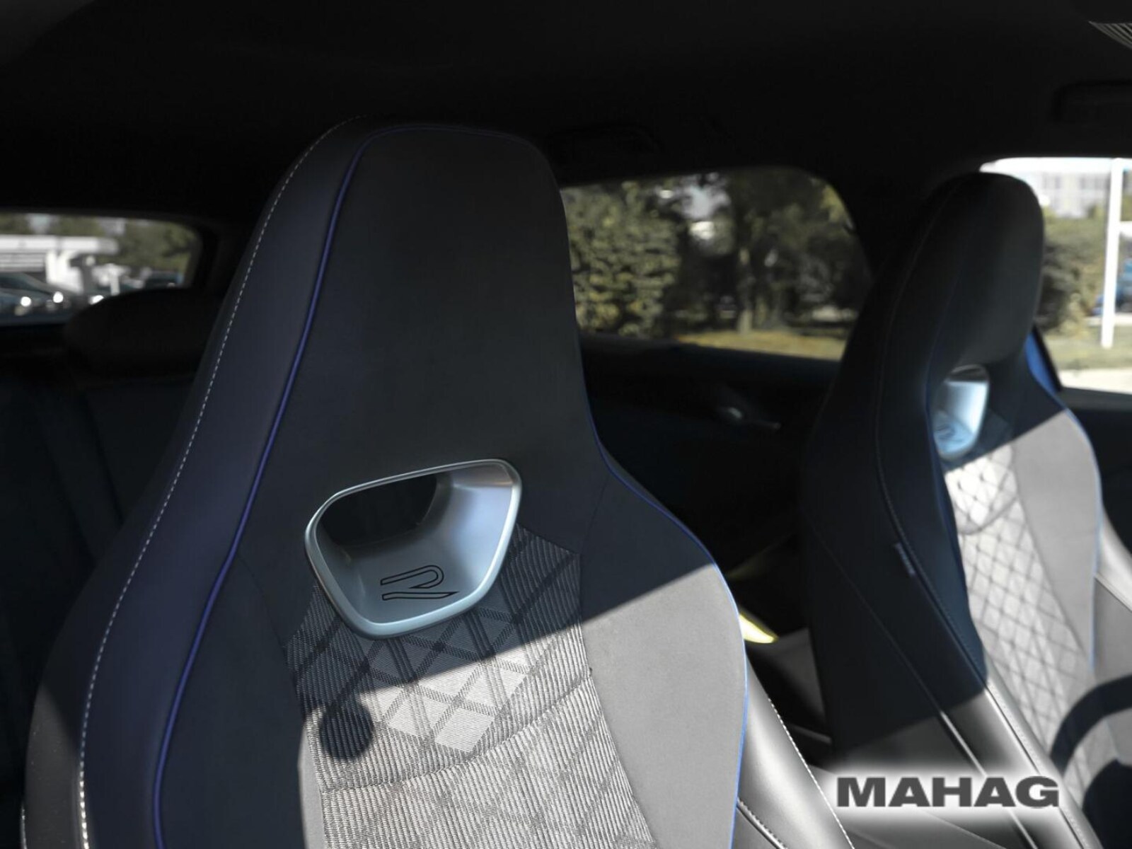 Volkswagen Passat – Bild 16